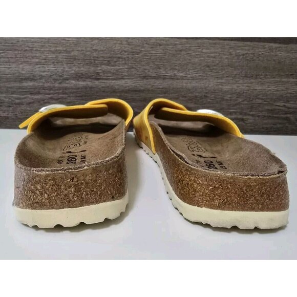 Birkis Birkenstock Womens Sandals Size 40/ US 9-9.5 Yellow Leather Buckle - Picture 4 of 7